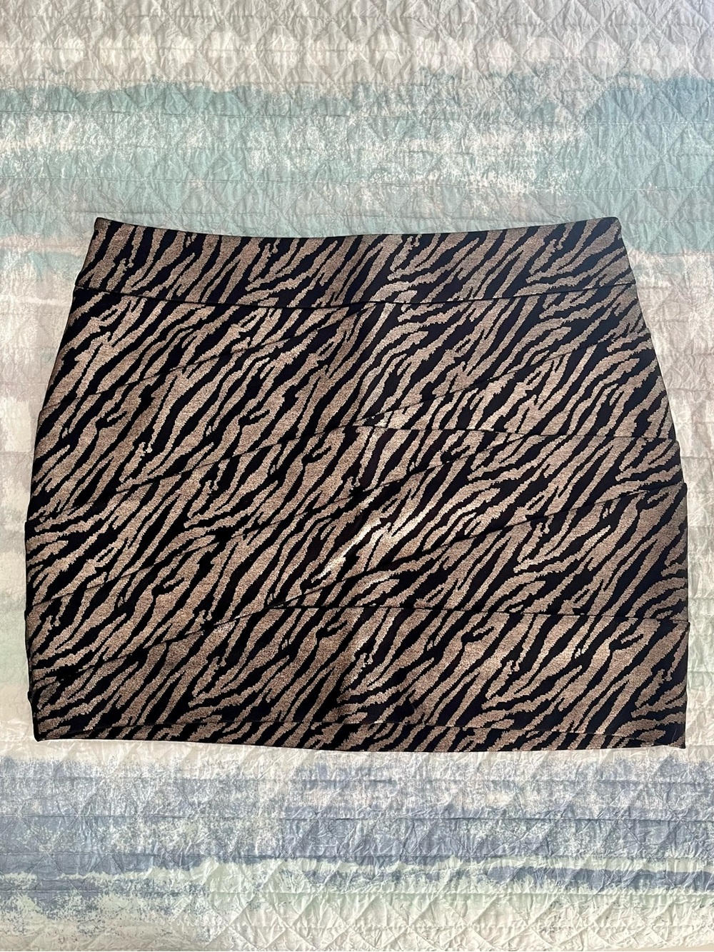 NWT EXPRESS Zebra-Print Mini Skirt - Black and Gold 10090